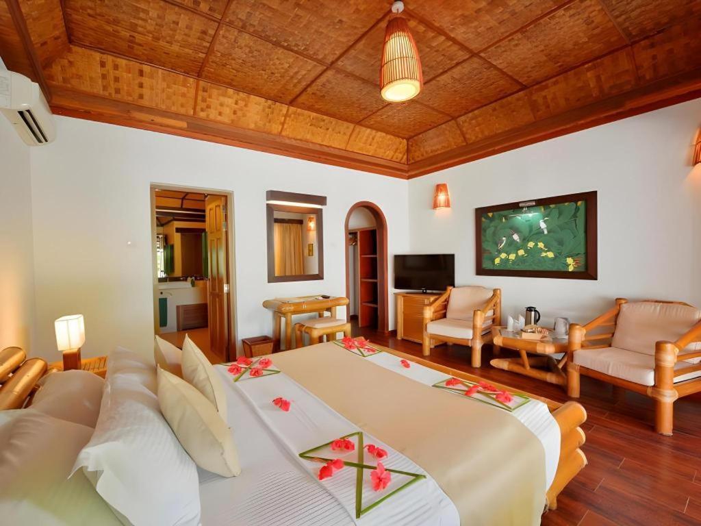 Angaga Island Resort And Spa Eksteriør billede