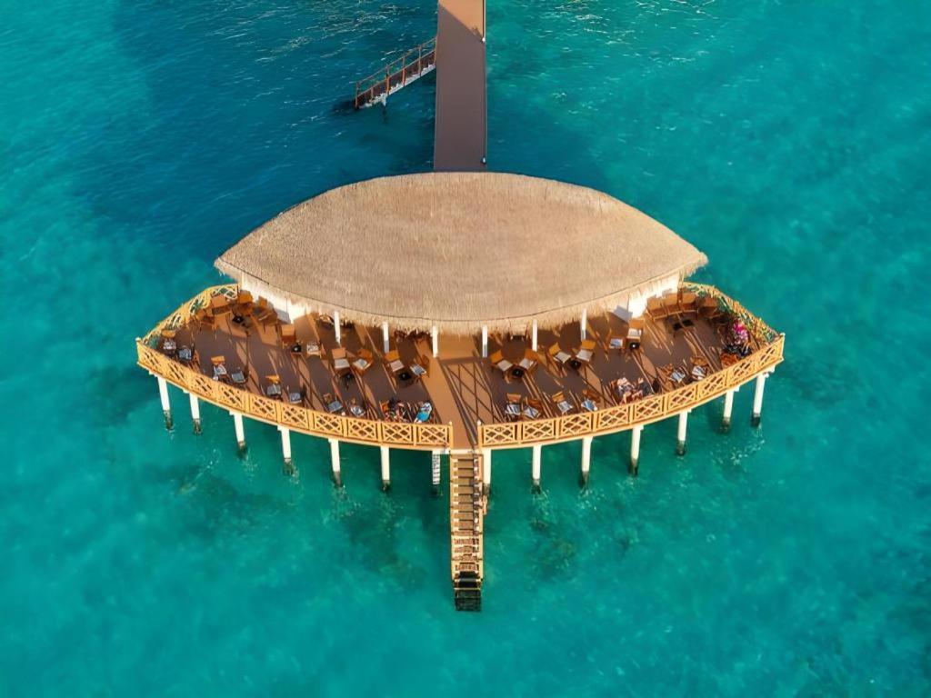 Angaga Island Resort And Spa Eksteriør billede
